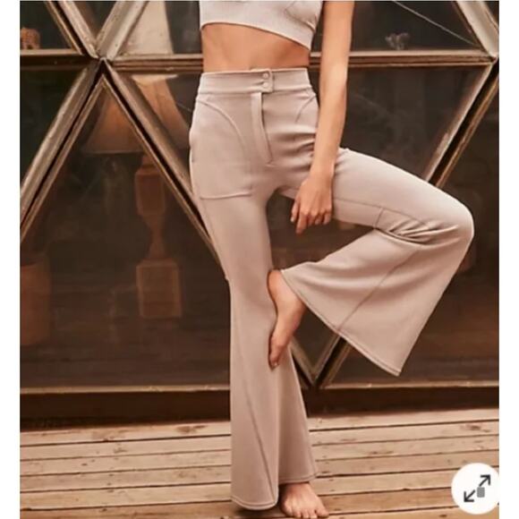 Free People Movement Light Heart Flare Pants High Rise Size 4 - Picture 2 of 7